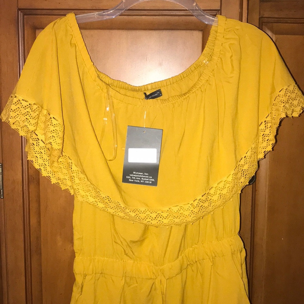 Off-shoulder romper